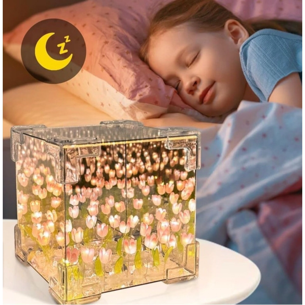 Cube Tulip Lamp (Multicolor) - Image 3